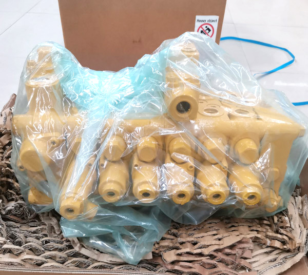 小松挖掘機(jī)分配器總成